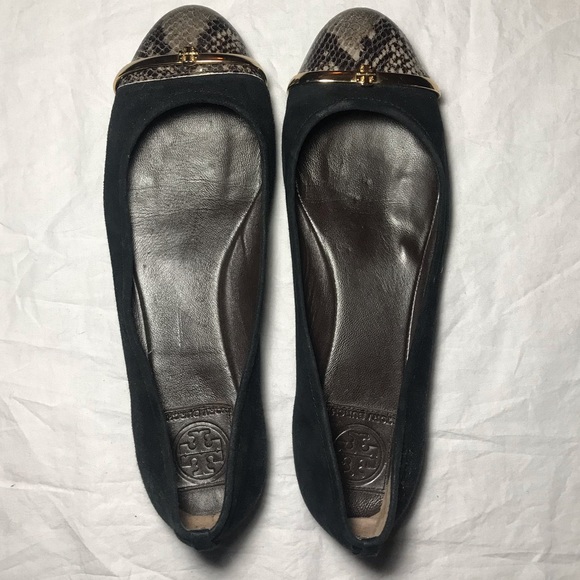 Tory Burch Shoes - Tory Burch Black Flats with Snake Skin Cap Toe
